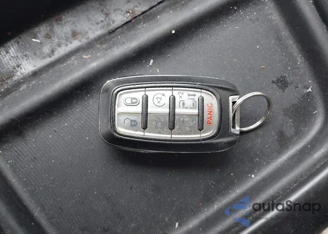 2020 Chrysler Voyager Lxi из США, поврежденный, VIN 2C4RC1DG2LR145059